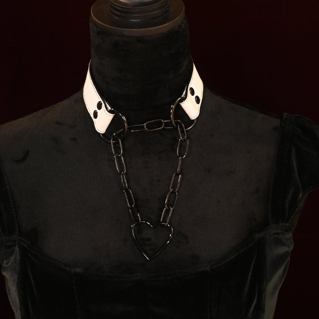 White Leather Locking Martingale Collar image 0