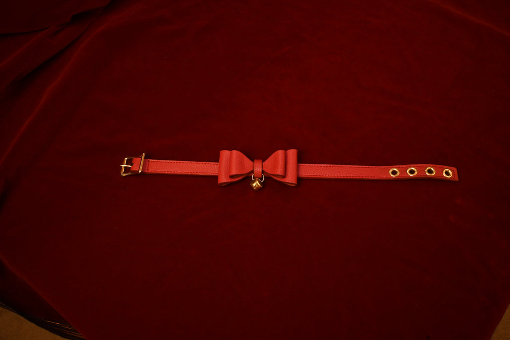 Leather Bow Kitten Collar