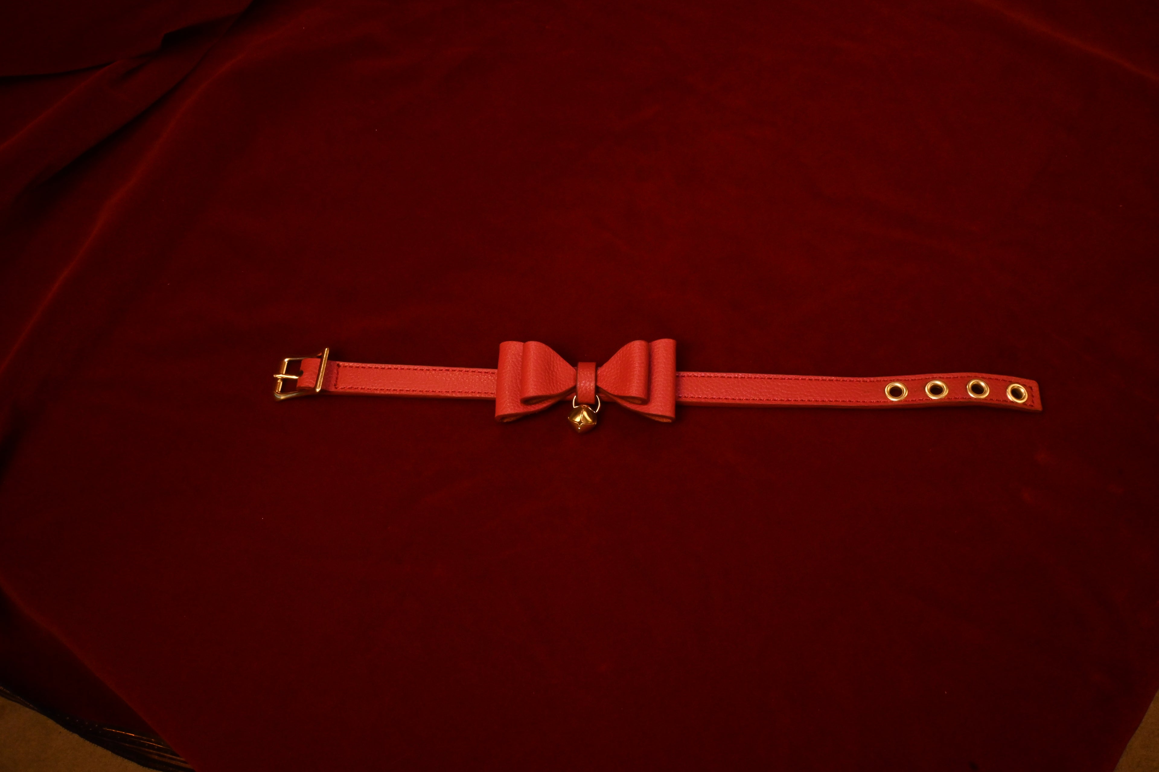 Crimson Leather Bow Kitten Collar