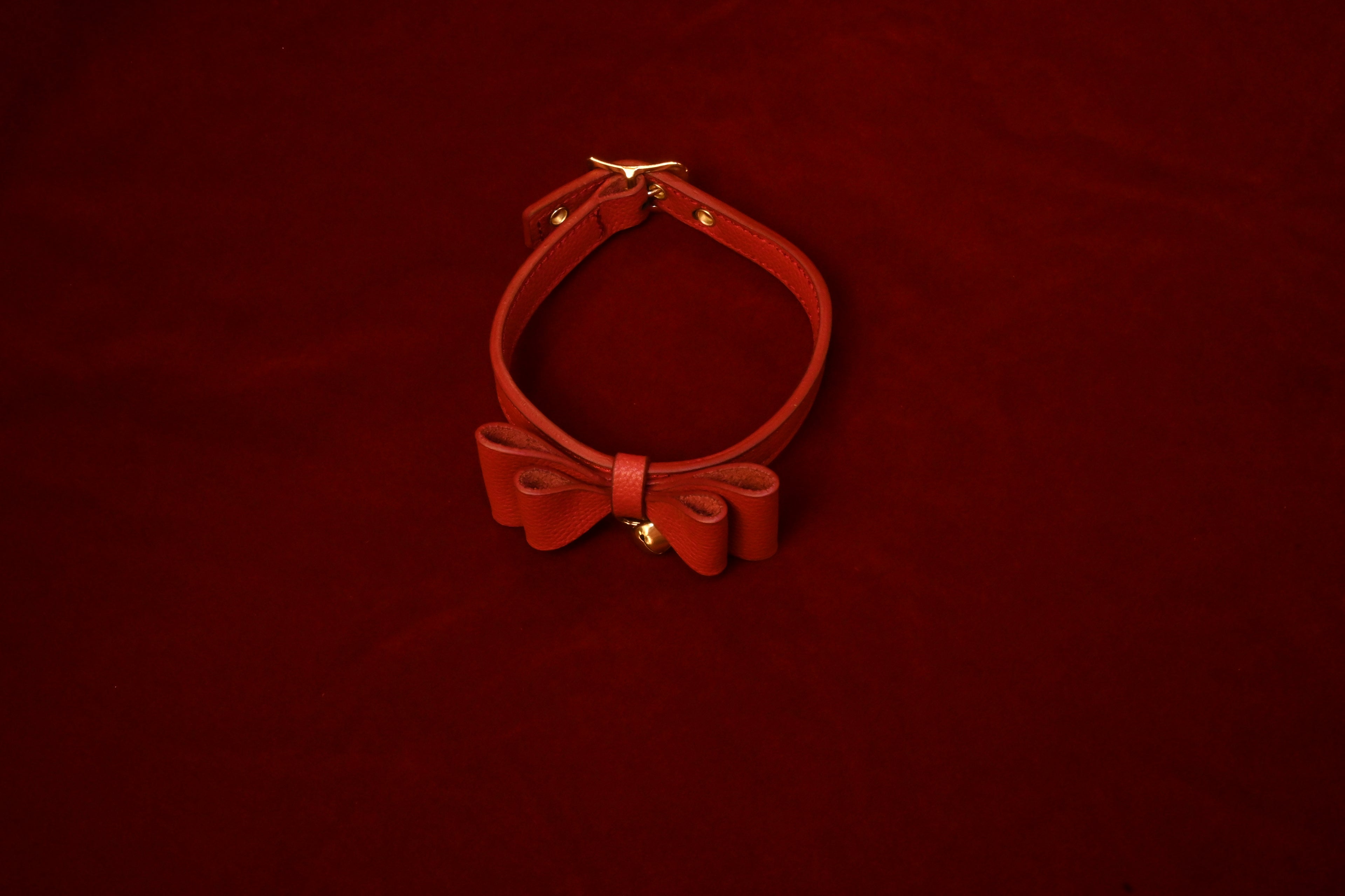 Crimson Leather Bow Kitten Collar