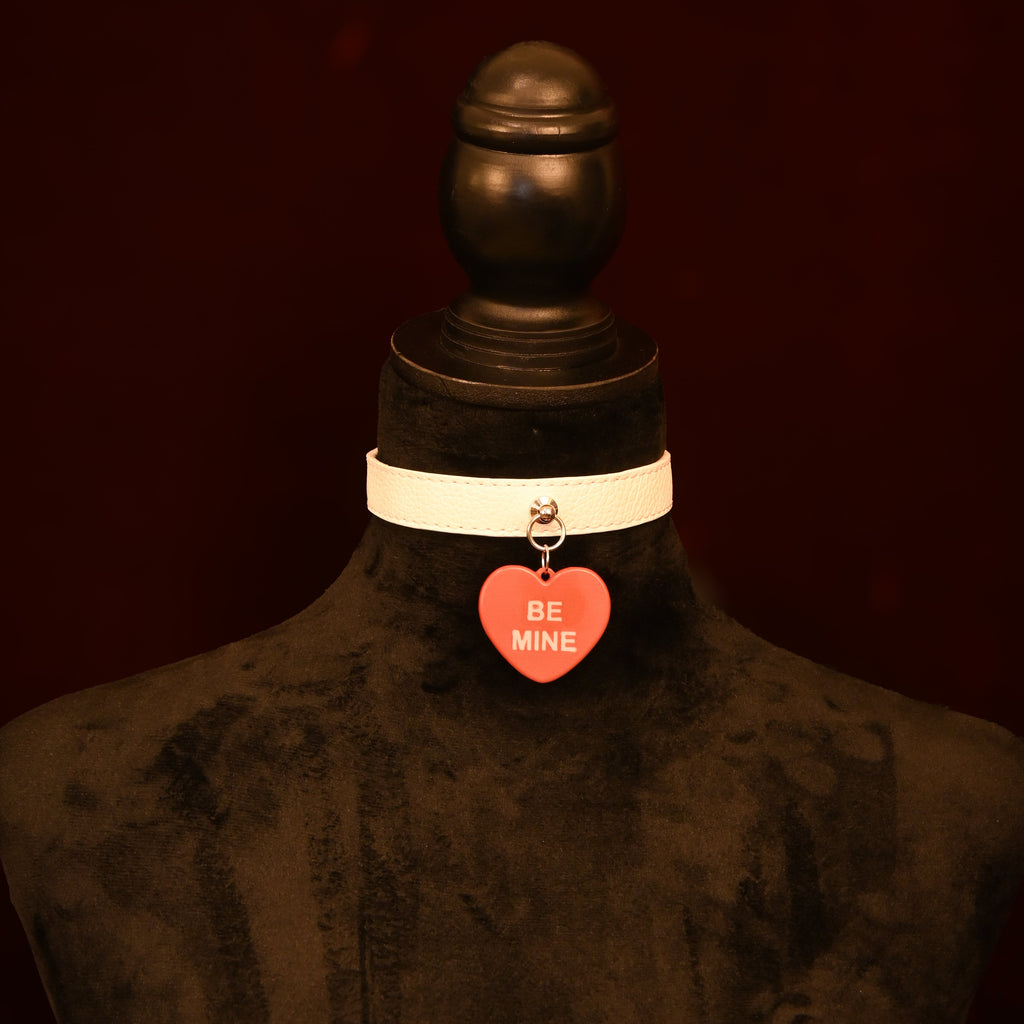 Conversation Heart Collar