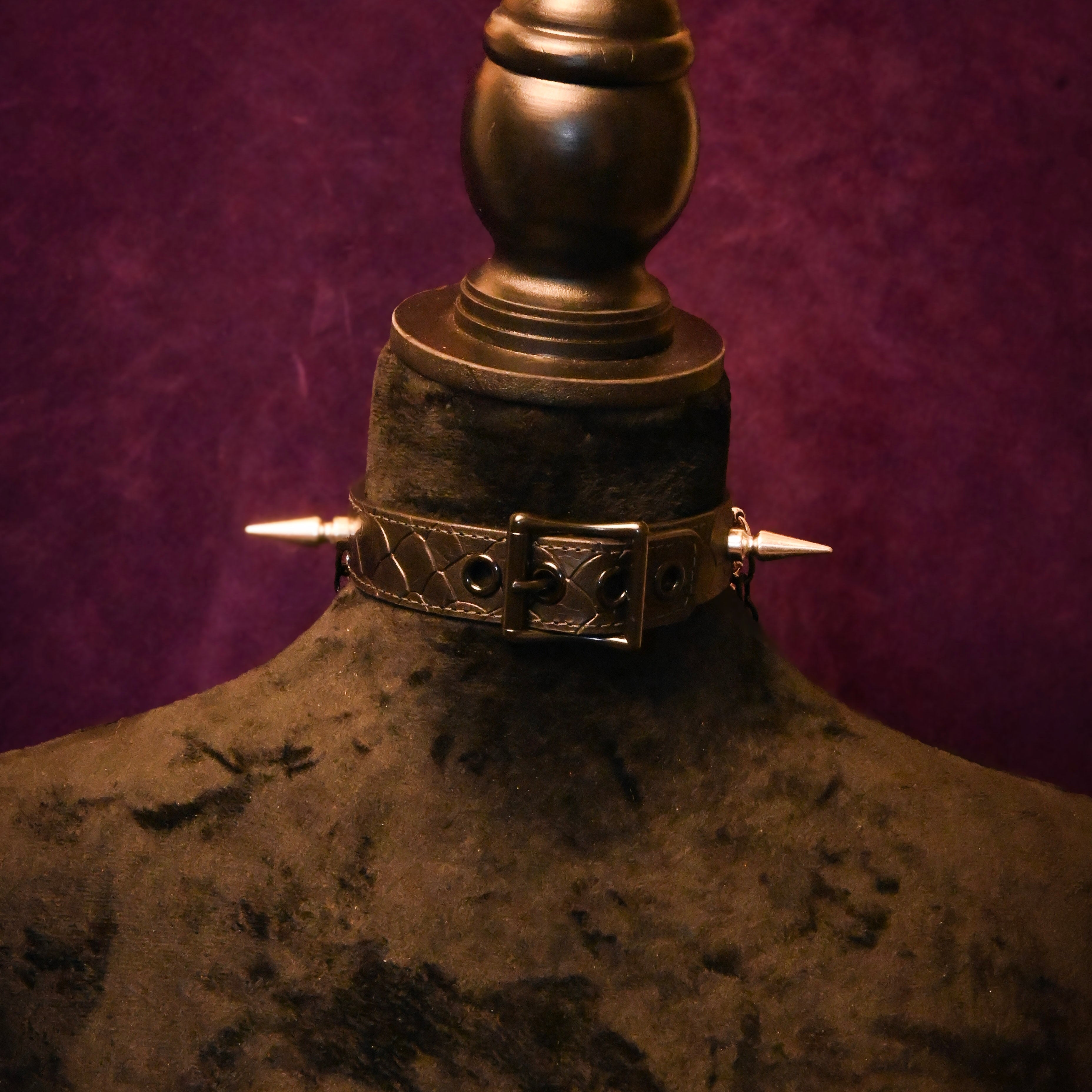 Black Scale Embossed Leather Spikes and Chains Collar